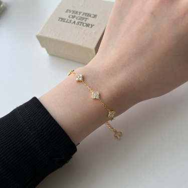 Bracelets Clover Luxe