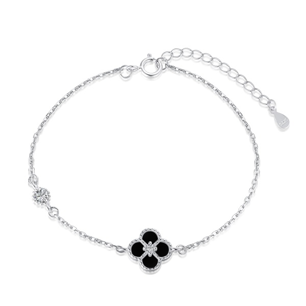 Clover Bracelets Lucxe