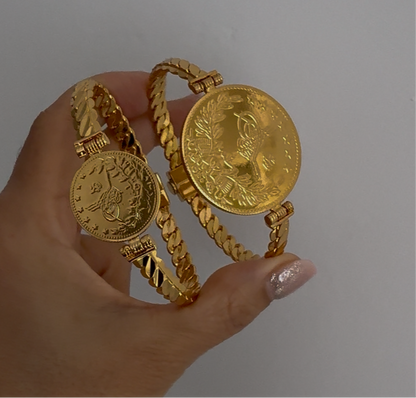Reşat elegant gold-plated bracelet