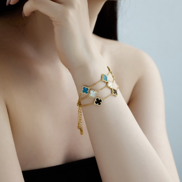 Armbänder Clover Luxe