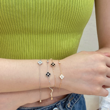 Clover Bracelets Lucxe