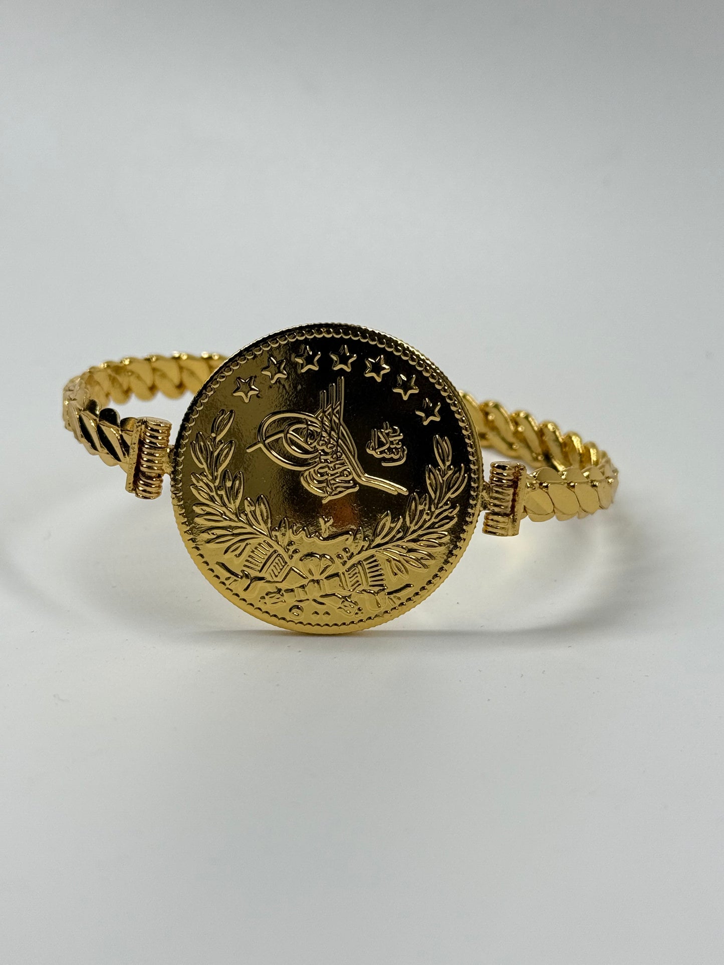 Reşat elegant gold-plated bracelet